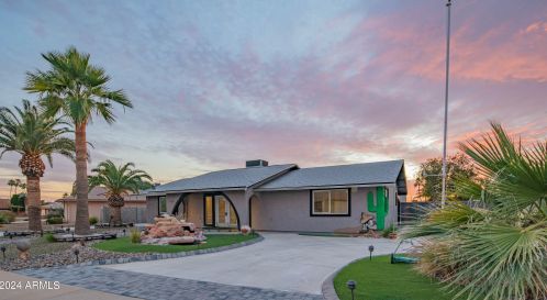 13203 Shadow Hills Dr, Sun City, AZ 85375-4525