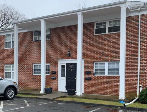 125 Lawn Ave, Stamford CT  06902-3125 exterior