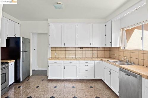 1349 Delaware St, Berkeley CA  94702-1408 exterior