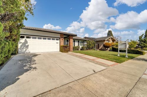 1541 Ilikai Ave, San Jose, CA 95118-1943