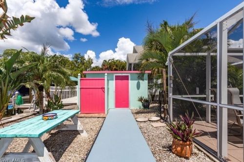 2355 Lemon St, Saint James City FL  33956-2082 exterior