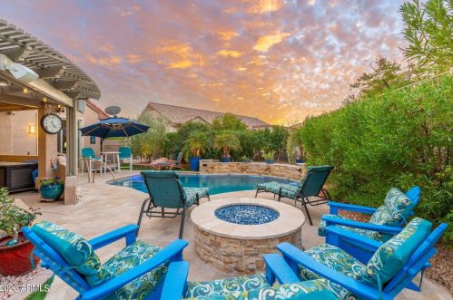 16254 Escondido Ct, Sun City AZ  85374-6428 exterior