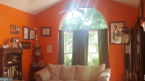 227 Pennford Pl, Boothwyn PA  19060-4407 exterior