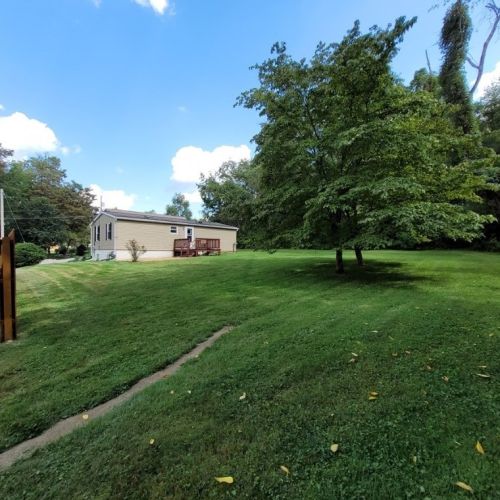 2421 Locust St, Latrobe, PA 15650-3321
