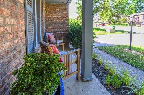 6144 Strawberry Ln, Florence, KY 41042-9718