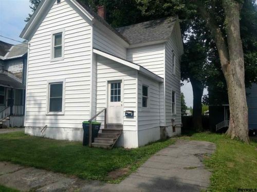 2 Shull St, Columbia Center, NY 13357-1420