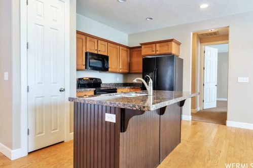 3643 Congregation Ct, Salt Lake City, UT 84120-6098