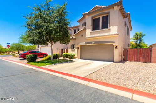 9912 Edgewood Ave, Mesa, AZ 85208-5856