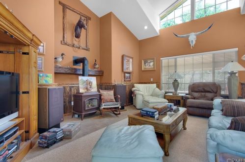 2307 Ridge Rider Rd, Lake Nacimiento CA  93426-9645 exterior