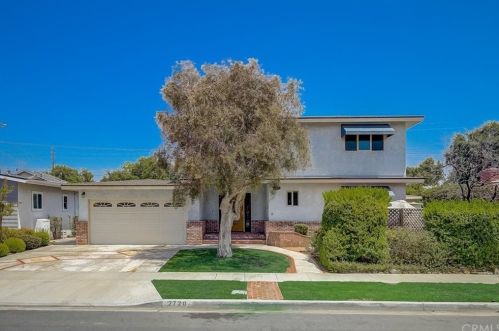 2720 Fanwood Ave, Long Beach, CA 90815-1332