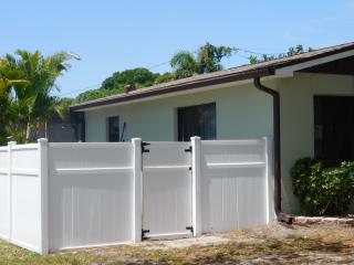 6800 59th St, Pinellas Park FL  33781-5450 exterior