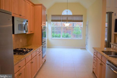 59 Arborridge Dr, Lacey NJ 08731-1059 exterior