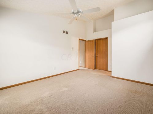 1867 Winding Hollow Dr, Darbydale OH  43123-4784 exterior