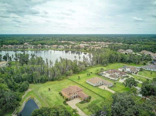 3403 Crenshaw Lake Rd, Lutz, FL 33548-4711