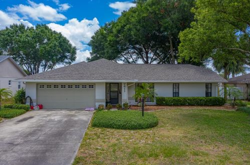 7411 Floral Cir, Lakeland, FL 33810-2194