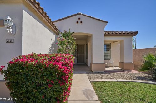 2353 Penrose Dr, Gilbert, AZ 85295-9119