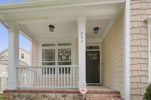 235 Blueridge Rd, Fayetteville, NC 28303-5013