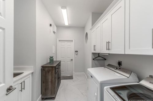 8801 One Putt Pl, Fort Pierce FL  34986-3068 exterior