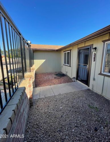 5919 Monte Cristo Ave, Glendale AZ 85306-2231 exterior