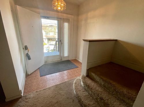 1135 Berkshire Ave, Pittsburgh, PA 15226-2220