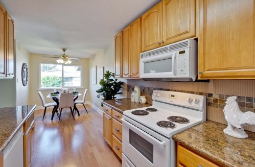1359 Phelps Ave, San Jose, CA 95117-3640