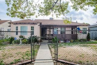 9863 Rincon Ave, Los Angeles CA  91331-3748 exterior
