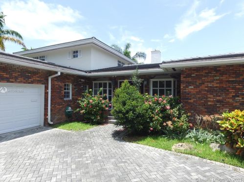 1501 103rd St, Miami, FL 33138-2627