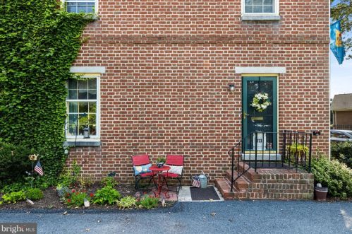 113 4th St, New Castle, DE 19720-4538