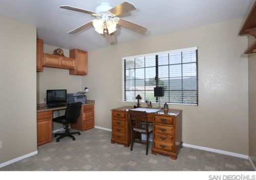 1529 Montecito Vis, Alpine CA  91901-2317 exterior