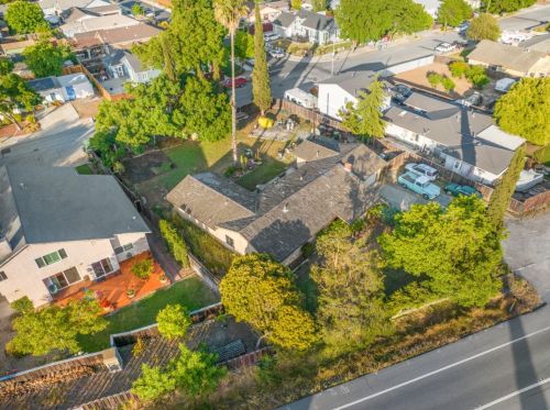 18570 Hale Ave, Morgan Hill, CA 95037-3008