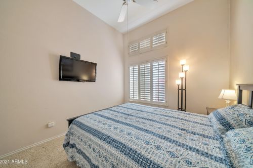 16010 13 Pl, Phoenix AZ 85042-5664 exterior