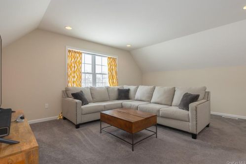 188 Schefflers Rd, Westtown NY  10998-3804 exterior