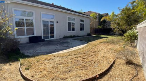 6942 New Melones Cir, Discovery Bay CA  94505-2636 exterior