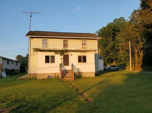 238 Kaylor Frogtown Rd, East Brady, PA 16028-2514