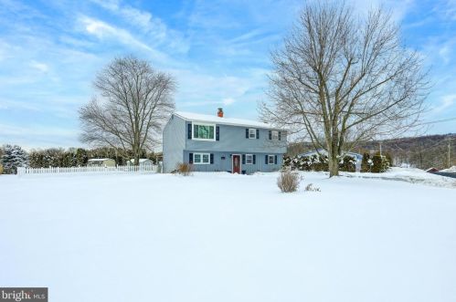 655 Corn Hill Rd, Etters, PA 17319-9787