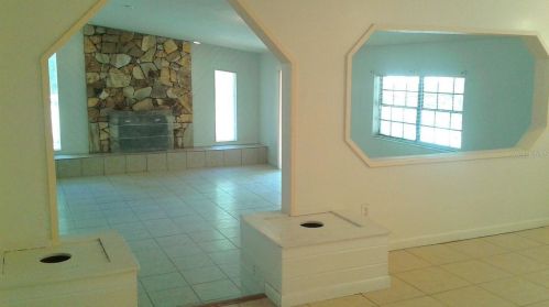 1217 John St, Orlando, FL 32808-6958