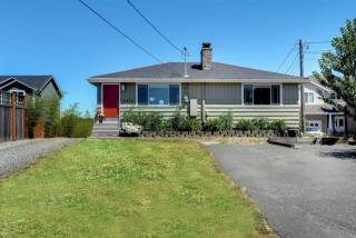 5428 16th Ave, Seattle, WA 98106-1538