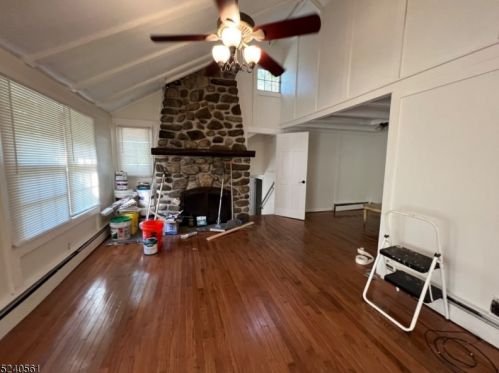 47 Hillside Rd, Sparta NJ  07871-2013 exterior