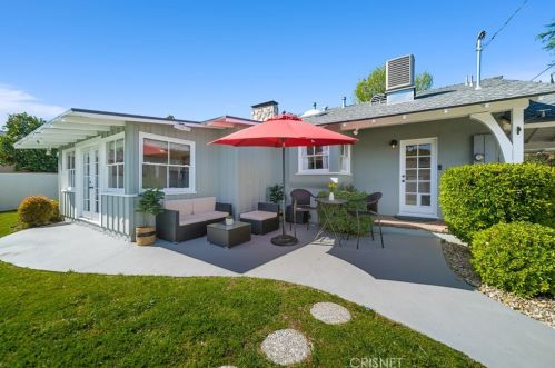 14950 Leadwell St, Van Nuys CA 91406-3030 exterior