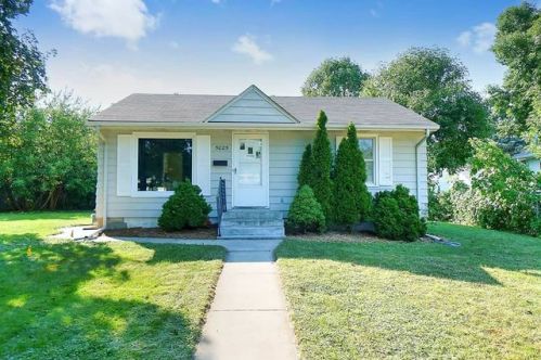 5025 Upton Ave, Minneapolis MN  55410-2244 exterior