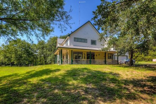 2244 Hare Ln, Greenville, TX 75402-2502