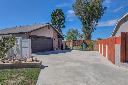 28123 Thorley Ct, Santa Clarita, CA 91351-1162