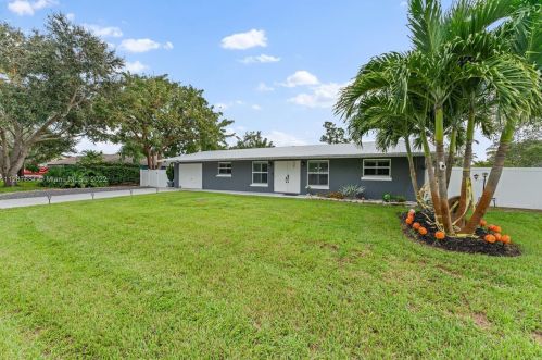 757 Hidden River Ave, Palm City, FL 34990-2001