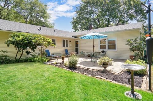 45 Sherman Rd, Glastonbury CT  06033-2911 exterior