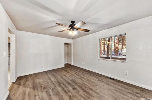 2285 Helen Ave, South Lake Tahoe, CA 96150-3441
