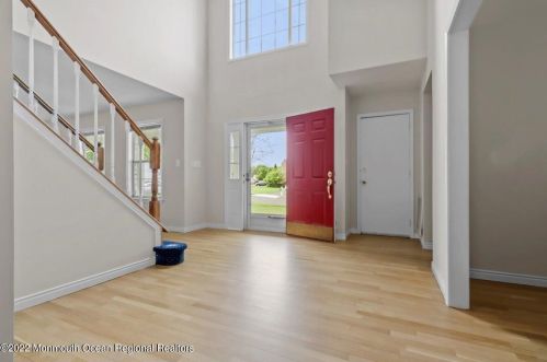 58 Arbor Dr, Wall Township NJ 07731-3080 exterior