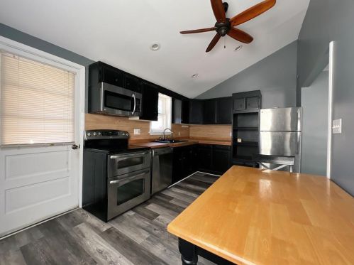 2236 2nd St, Easton PA  18042-6160 exterior