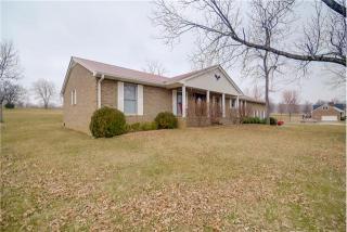 1972 Rock Springs Rd, Columbia, TN 38401-7420