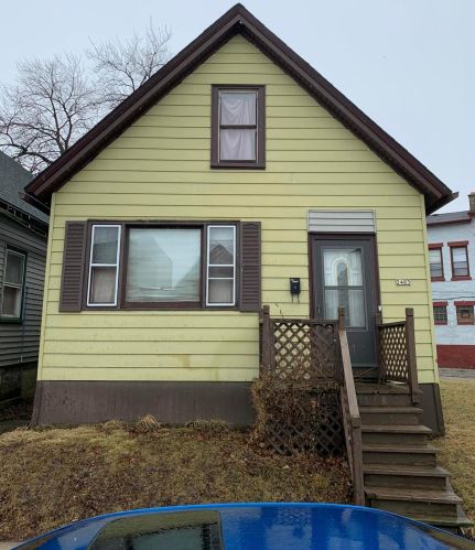 2401 Kinnickinnic Ave, Milwaukee, WI 53207-1627