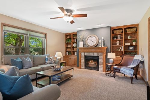 8008 Kensington Dr, Thiensville, WI 53097-3453